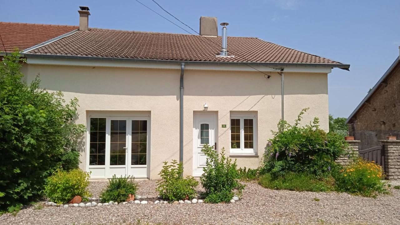Les Jardins Des 3 Provinces- Gite Montcharvot Eksteriør bilde
